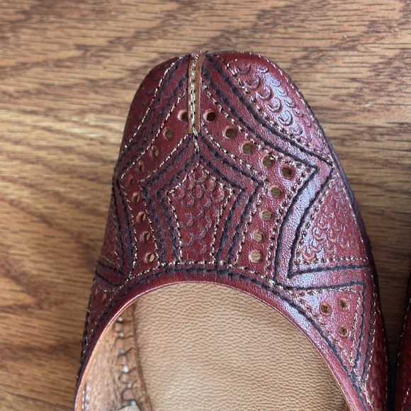 Handmade Leather Flats - Picture 7 of 7